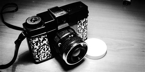 1080x1812 resolution compact camera photography monochrome vintage