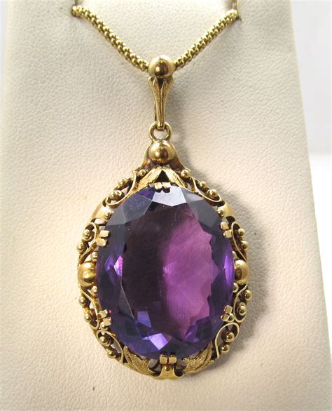 vintage  yellow gold necklace   large amethyst victorious