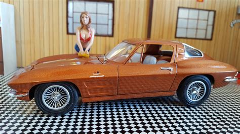 corvette plastic model car kit  scale  pictures  lvsg carson city nv