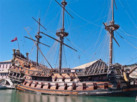 spanish galleon  port tall ships pinterest