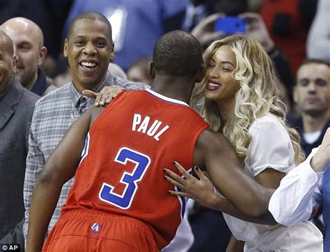 beyonce and jay z put up a united front watching a nba