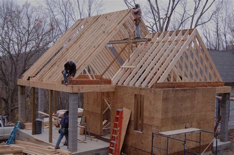 build  gable roof  extend  roof overhang