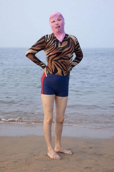 The ‘facekini What The Fashionable Chinese Wear On The Beach