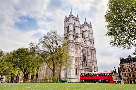 10 top tourist attractions in london with photos and map touropia