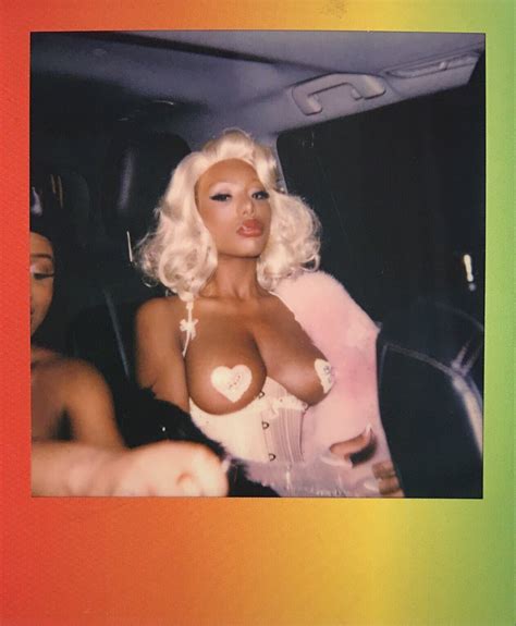 Img Shannon And Shannade Clermont Shesfreaky