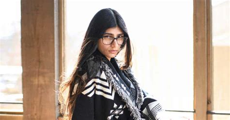 mia khalifa shares intimate shower routine with fans in saucy topless