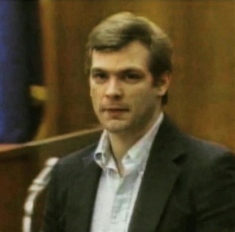 pin by tyarra crace on my style jeffrey dahmer famous serial killers serial killers