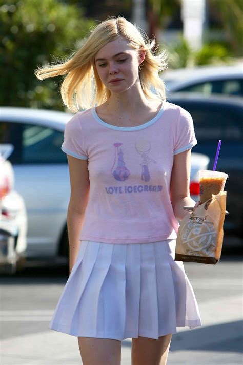 Elle Fanning Braless 5 Photos The Fappening