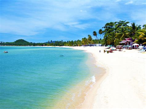 koh samet beach holiday raynong beach   koh samet