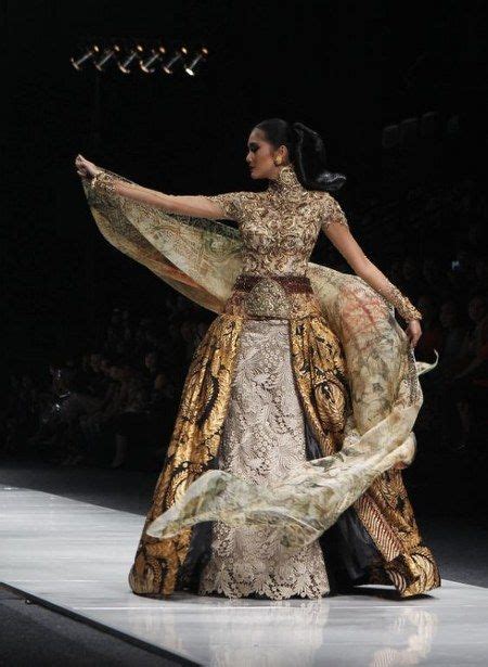 14 inspirasi desain kebaya modern kombinasi batik karya anne avantie