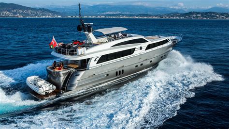 fleet luxury yachts series van der valk shipyard