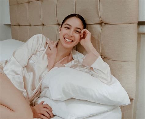 all about juan look netizen claims julia barretto was a bully in
