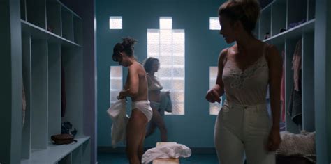 Alison Brie Betty Gilpin Etc Nude And Sexy – Glow 2017 S01e01 – Hd