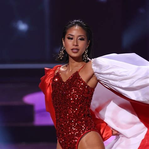 At This Years Miss Universe Miss Singapores Look Made A Powerful