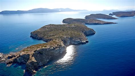 trip  view explore  greek coastlines    browser