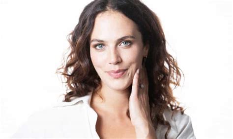 Jessica Brown Findlay ‘my Worst Job Waitressing There Was Constant