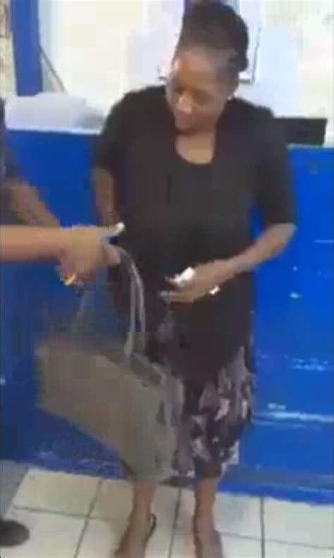 Lady Caught Stealing Beverages In A Supermarket Video Crime Nigeria