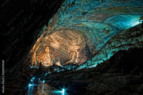 grutas de cacahuamilpa national park  taxco guerrero mexico stock photo adobe stock