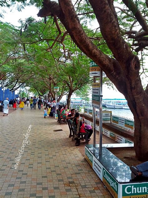 visitor guid kerala tourism restaurants places  visit marine drive place  spend