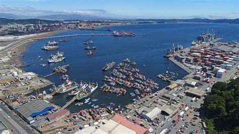 puerto de san vicente recibe  hectareas de bienes nacionales