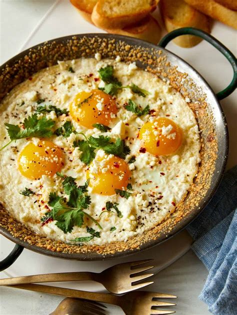 delicious breakfast ideas easy baked eggs spoon fork bacon bloglovin