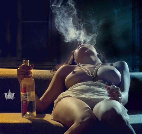 Smokin Hot Girls Smoking Weed Cigars Cigs Anything Some Nsfw