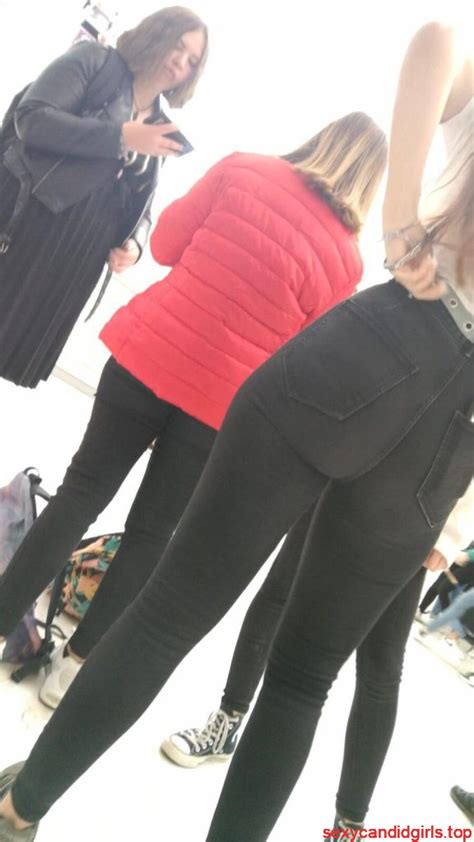 teen s booty in tight black jeans creepshot sexy candid
