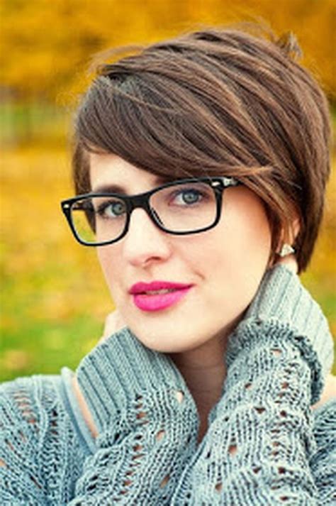 Short Hair Pixie Cut Hairstyle With Glasses Ideas 85 Fashion Best
