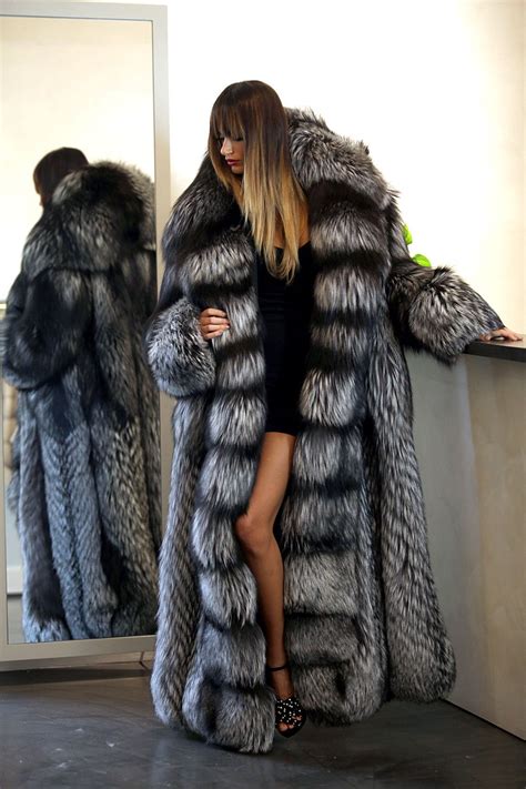 The 25 Best Fox Fur Coat Ideas On Pinterest Fox Fur Free Download