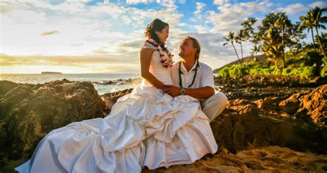 secret cove wedding ceremonies beach wedding photography