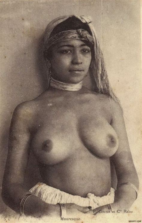 nude arabian women
