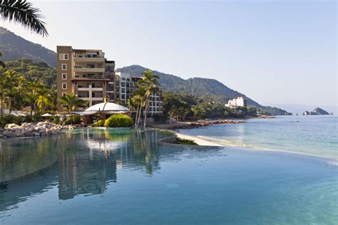 top   inclusive resorts  puerto vallarta gogo vacations blog