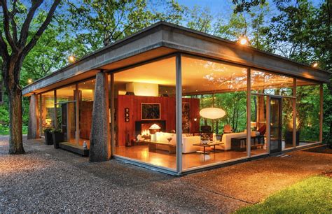 van der rohe protege designed glass house  sale daily southtown