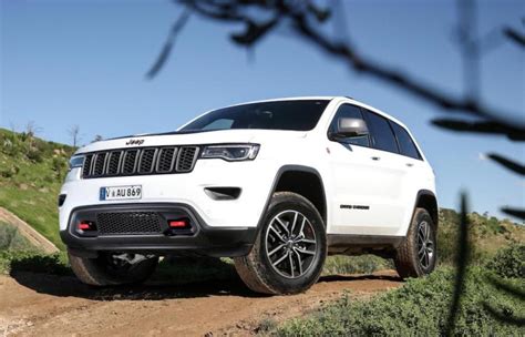 jeep grand cherokee trailhawk review practical motoring