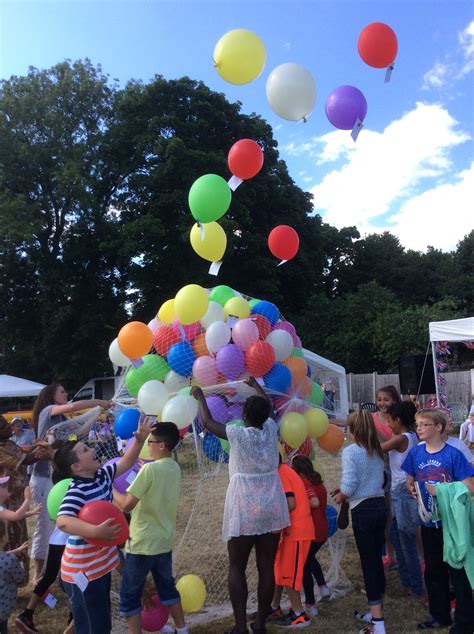 balloon race winner  neston fair held   july oaks charity