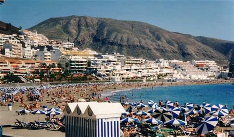 los cristianos beach area