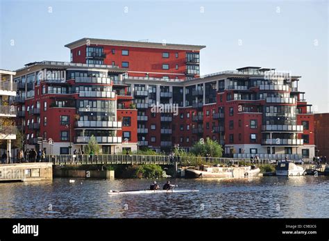 riverside apartments kingston  thames royal borough  kingston  thames greater