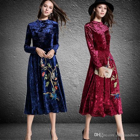 2019 Tea Length Embroideried Velvet Dresses 2018 Fashion