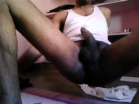indian gay sex site lover showing his uncut dick to all indian gay site