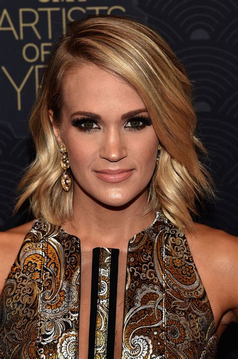 carrie underwood cmt artists of the year in nashville 10