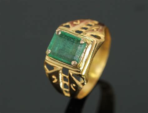 gouden heren ring bezet met natuurlijke smaragd ct catawiki
