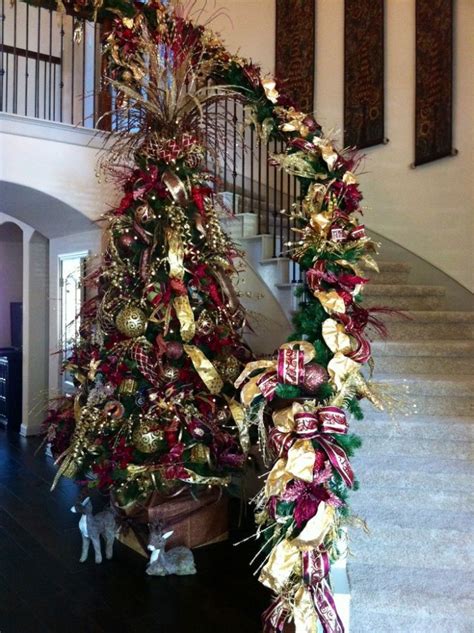 impressive christmas staircase decorations  draw inspiration