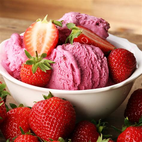 recette la creme glacee  la fraise facile rapide