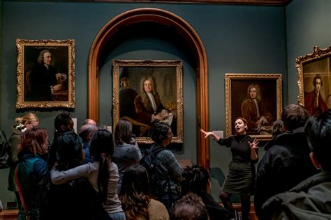 artefactos robados e historia lgbt una nueva forma de recorrer los museos español