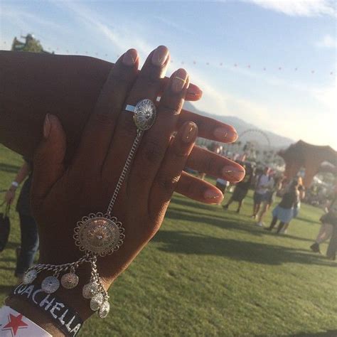 canishiea sams  instagram clients view  coachella