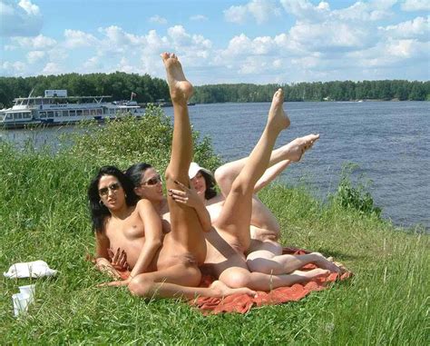 watch russian girls nude beach porn in hd fotos daily updates