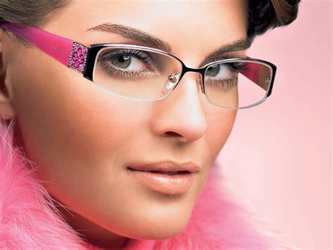 Designer Eyeglasses Joining The Upper Class Content