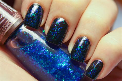 fileglitter nail polish bluejpg