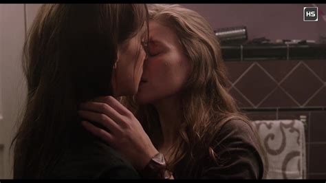 Katie Cassidy Gorący Lesbijski Pocałunek 4k Xhamster