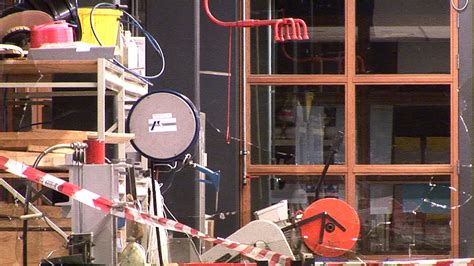 aanslag op pcm gebouw  amsterdam nh nieuws